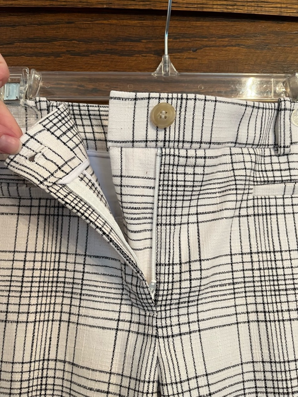 NWT Ann Taylor Cotton Crop Windowpane Plaid, 8 Tall/Long - Picture 3 of 8